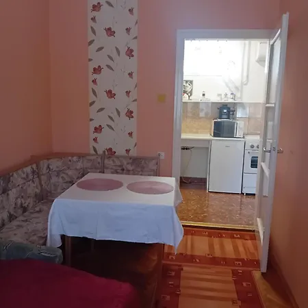 Gal Apartment